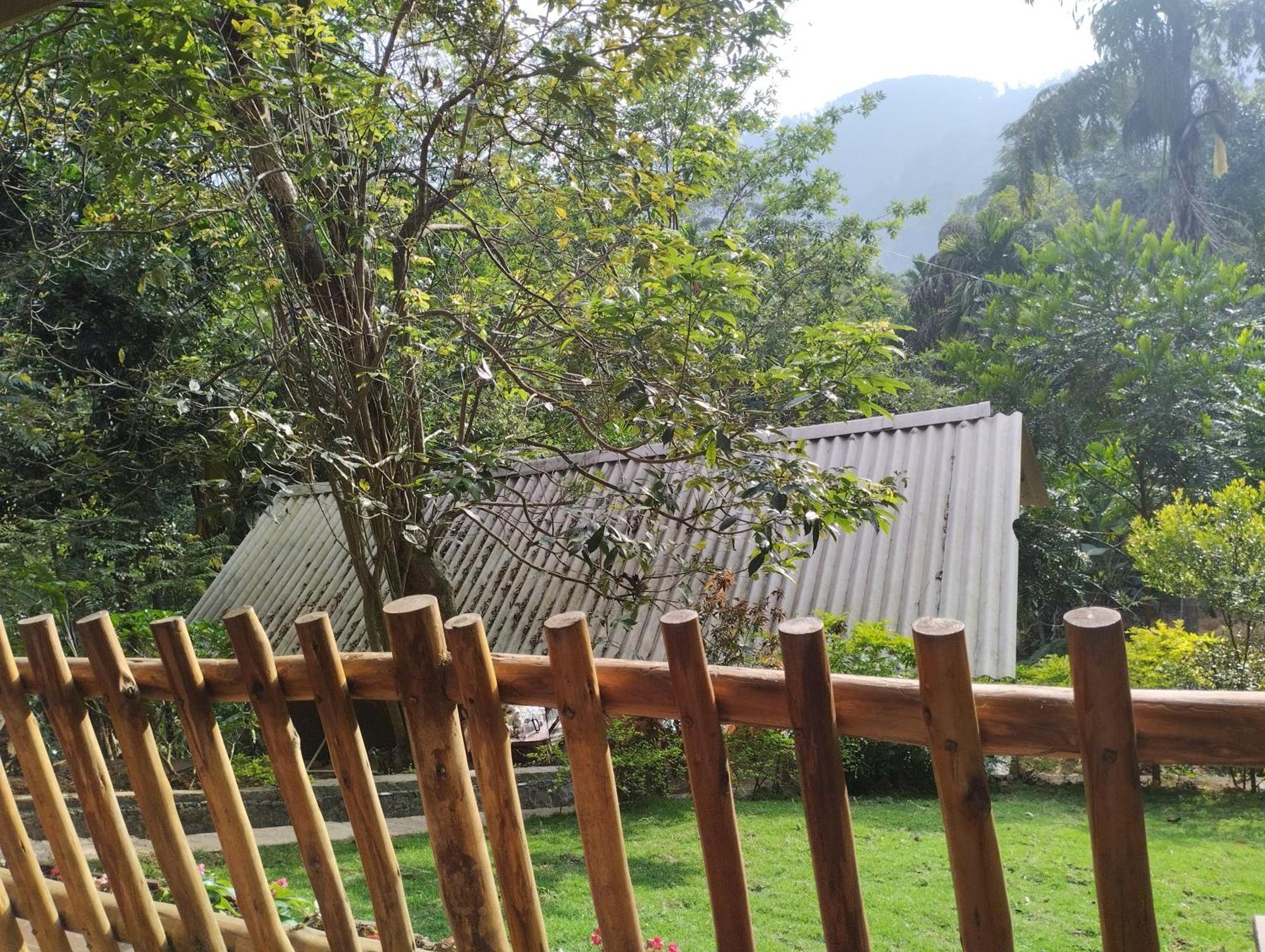 Ella Wood Cabin Buitenkant foto