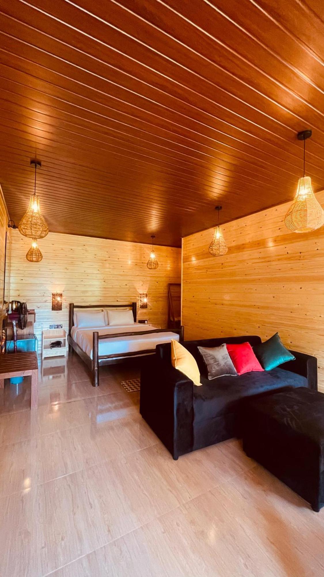 Ella Wood Cabin Buitenkant foto