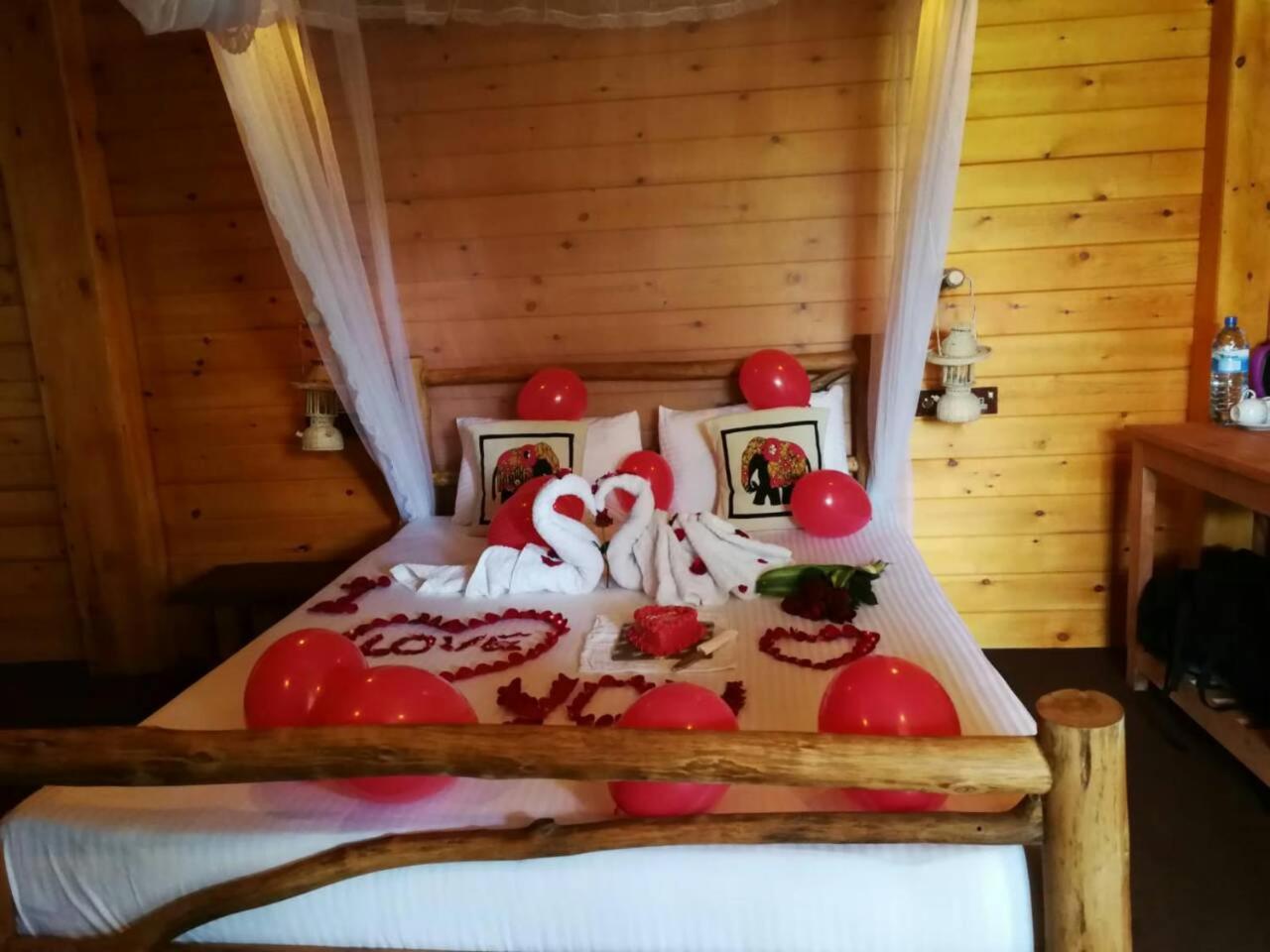 Ella Wood Cabin Buitenkant foto